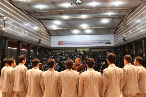 مراسم استقبال از دانشجویان جدید الورود به روایت تصویر
 12