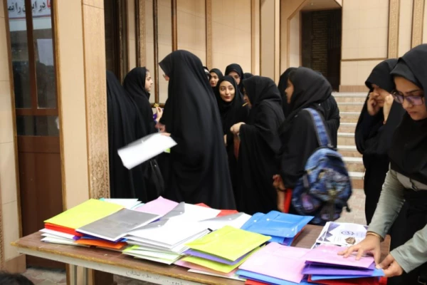 مراسم استقبال از دانشجویان جدید الورود به روایت تصویر
 15