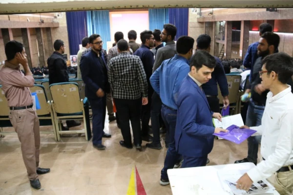 مراسم استقبال از دانشجویان جدید الورود به روایت تصویر
 18