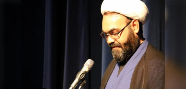 حجت الاسلام و المسلمین تولایی مسئول نهاد رهبری دانشگاه فرهنگیان یزد در مراسم استقبال از دانشجویان جدید الورود
 2