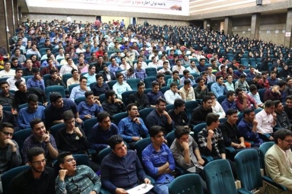 سخنان حجت الاسلام و المسلمین تولایی مسئول نهاد رهبری دانشگاه فرهنگیان یزد در مراسم استقبال از دانشجویان جدید الورود
 2