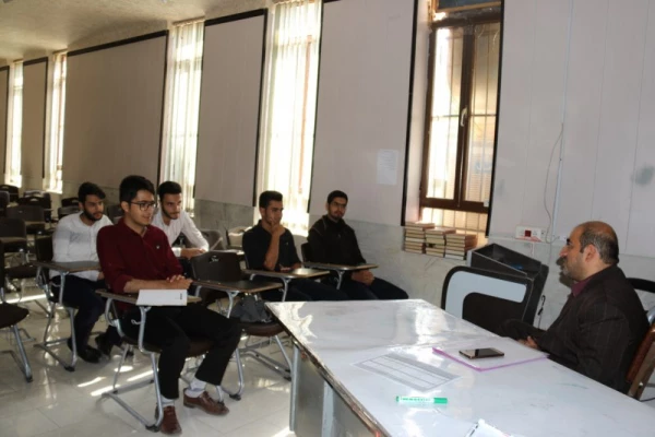 برگزاری اولین جلسه از سلسله کارگاه های فرهنگی _ مهارتی پردیس شهیدان پاک نژاد
 14