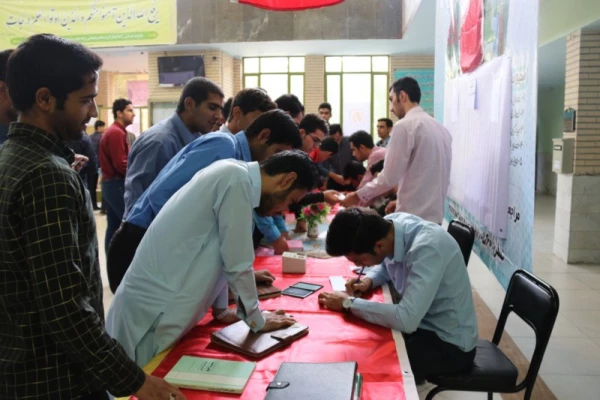 انتخابات انجمن های ورزشی پردیس شهیدان پاک نژاد یزد برگزار گردید.
 5