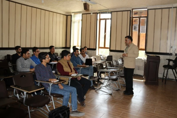 دومین دوره کارگاه های فرهنگی برگزار شد.
 2