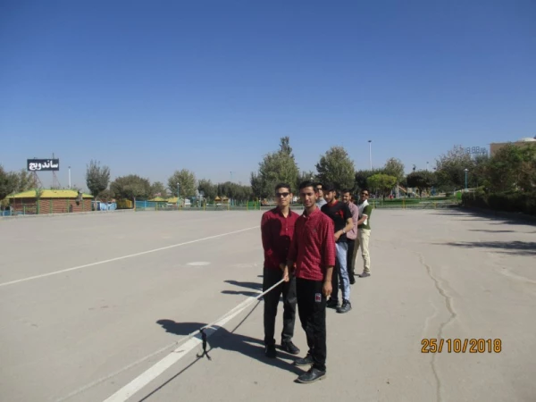 همایش کوهپیمایی کارکنان و دانشجو معلمان پردیس شهیدان پاک نژاد یزد به مناسبت هفته تربیت بدنی 
 10