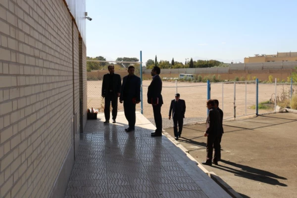 بازدید مسئولین حوزه معاونت سیاسی،امنیتی و اجتماعی استانداری از پردیس شهیدان پاک نژاد یزد
 8