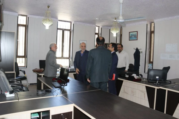 بازدید مسئولین حوزه معاونت سیاسی،امنیتی و اجتماعی استانداری از پردیس شهیدان پاک نژاد یزد
 13