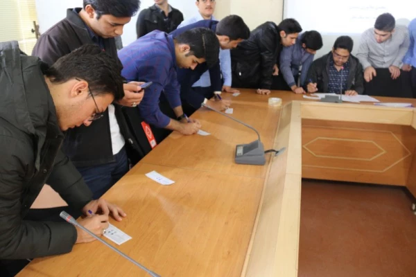 انتخابات شورای مرکزی انجمن اسلامی دانشجومعلمان پردیس شهیدان پاک نژاد یزد
 3