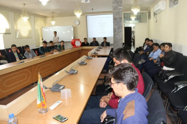 انتخابات شورای مرکزی انجمن اسلامی دانشجومعلمان پردیس شهیدان پاک نژاد یزد
 8