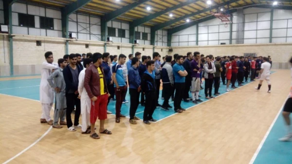 افتتاحیه مسابقات فوتسال بین کلاسی پردیس شهیدان پاک نژاد یزد
 7