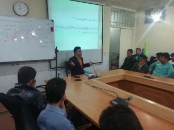 کارگاه "عشق و ازدواج"
 5