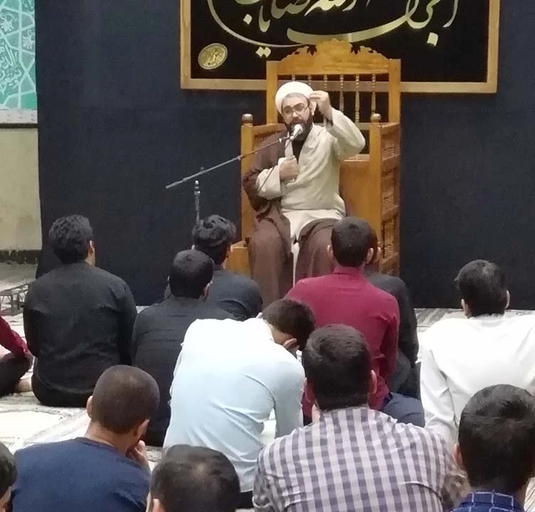 اقامه عزای محرم