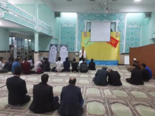 جشن میلاد حضرت رسول اکرم (ص) و امام جعفر صادق (ع) در دانشگاه فرهنگیان یزد برگزار شد.
 6