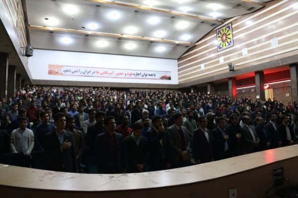 نشستی با عنوان « آموزش  و پرورش در ایران؛ پرورش استعداد یا سرکوب قریحه»
 3