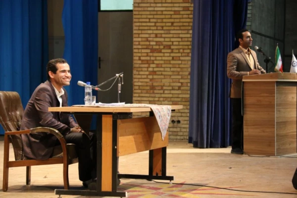 نشستی با عنوان « آموزش  و پرورش در ایران؛ پرورش استعداد یا سرکوب قریحه»
 6