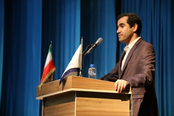 نشستی با عنوان « آموزش  و پرورش در ایران؛ پرورش استعداد یا سرکوب قریحه»
 7