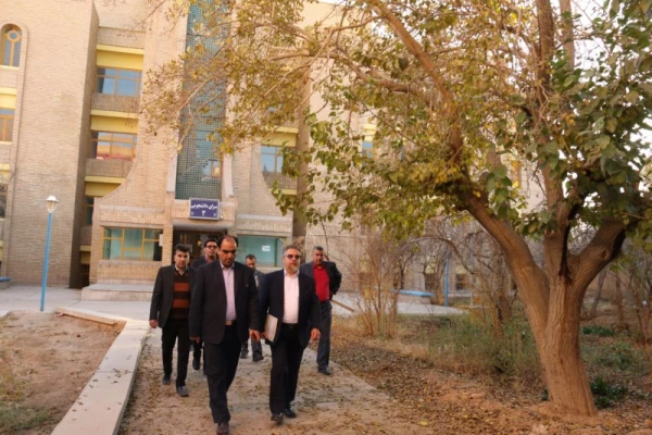 بازدید دکتر کچوئیان معاون نظارت، ارزیابی و تضمین کیفیت دانشگاه فرهنگیان و دکتر دلقندی مشاور رئیس دانشگاه و مدیرکل حراست دانشگاه فرهنگیان از پردیس های استان یزد 6
