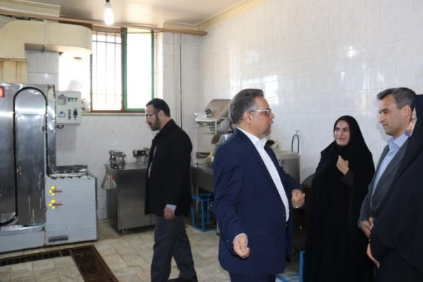 بازدید دکتر کچوئیان معاون نظارت، ارزیابی و تضمین کیفیت دانشگاه فرهنگیان و دکتر دلقندی مشاور رئیس دانشگاه و مدیرکل حراست دانشگاه فرهنگیان از پردیس های استان یزد 16