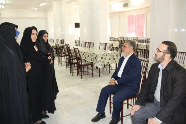 بازدید دکتر کچوئیان معاون نظارت، ارزیابی و تضمین کیفیت دانشگاه فرهنگیان و دکتر دلقندی مشاور رئیس دانشگاه و مدیرکل حراست دانشگاه فرهنگیان از پردیس های استان یزد 17