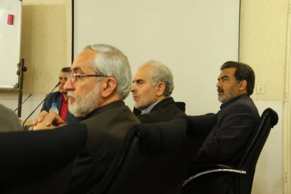 برگزاری جلسه پرسش و پاسخ با حضور دکتر کچوئیان معاون نظارت، ارزیابی و تضمین کیفیت دانشگاه فرهنگیان و دکتر دلقندی مشاور رئیس دانشگاه و مدیرکل حراست دانشگاه فرهنگیان 
 2