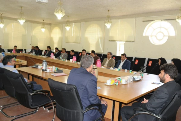 اولین جلسه هماهنگی کارکنان مدیریت استان و پردیس شهیدان پاک نژاد با مدیریت جدید امور پردیس های استان یزد
 10