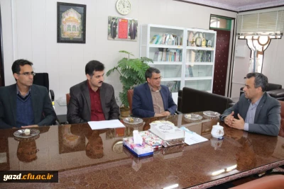 دیدار رئیس هیئت حسابرسی و کارشناسان دیوان محاسبات با مدیر پردیس های استان یزد