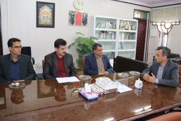 دیدار رئیس هیئت حسابرسی و کارشناسان دیوان محاسبات با مدیر پردیس های استان یزد 5