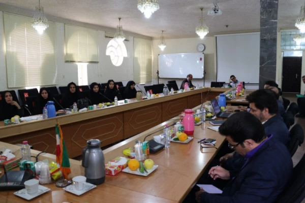 سی و نهمین جلسه شورای فرهنگی و اجتماعی دانشگاه فرهنگیان استان یزد با حضور مسئولین کشوری و استانی هلال احمر 
 6