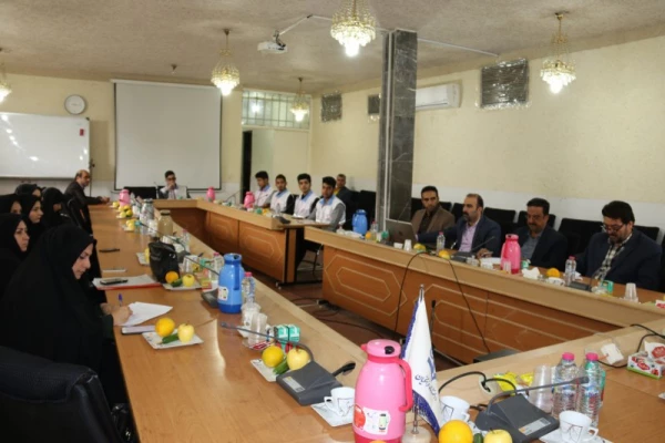 سی و نهمین جلسه شورای فرهنگی و اجتماعی دانشگاه فرهنگیان استان یزد با حضور مسئولین کشوری و استانی هلال احمر 
 7