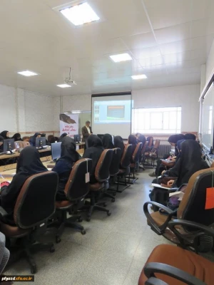 به مناسبت هفته پژوهش و فناوری، با حضور دکتر مسلمان یزدی برگزار شد:

کارگاه آموزشی روش تحقیق و مقاله نویسی در پردیس فاطمه الزهرا(س) یزد 4