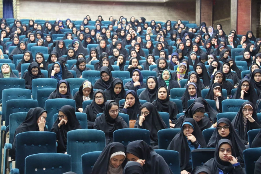 همایش سبک ازدواج آسان بر اساس عقل وعشق برگزار شد