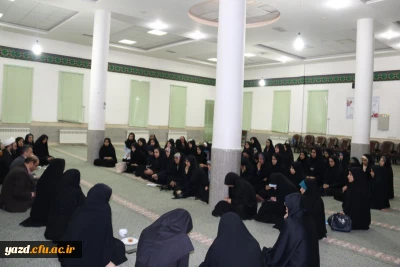 جلسه دیدار و پرسش و پاسخ مدیر پردیس های استان با دانشجویان پردیس فاطمه الزهرا(س) یزد برگزارشد.