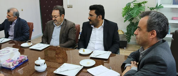 دیدار مدیران سابق مراکز تربیت معلم با سرپرست امور پردیس های دانشگاه فرهنگیان یزد 2