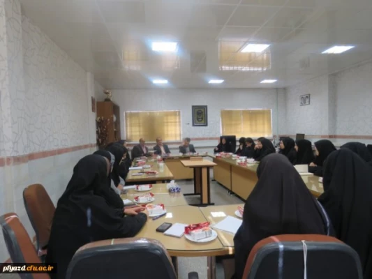 برگزاری جلسه نماینده های آموزشی با حضور مدیریت امور استان
 2