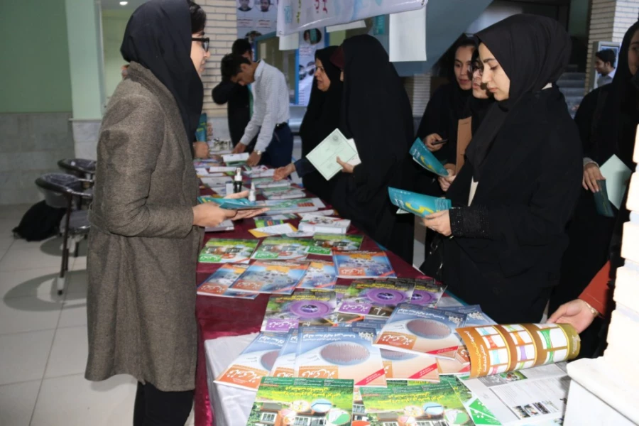 برگزاری مراسم هفته پژوهش و فناوری در دانشگاه فرهنگیان یزد
 3