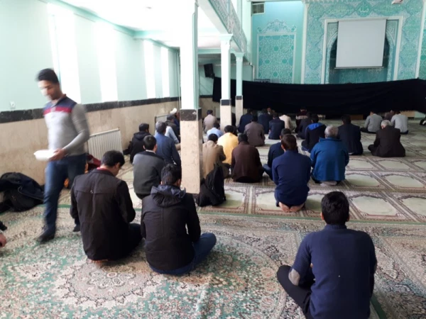 در نمازخانه پردیس شهیدان پاک نژاد برگزار شد:

مراسم ترحیم دانشجومعلم شادروان محمود بلوچ لاشاری 
 10