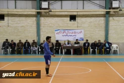 برگزاری  مسابقات فوتسال در پردیس شهیدان پاک نژاد یزد
 5