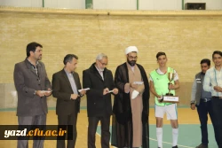 برگزاری  مسابقات فوتسال در پردیس شهیدان پاک نژاد یزد
 9