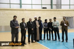 برگزاری  مسابقات فوتسال در پردیس شهیدان پاک نژاد یزد
 10