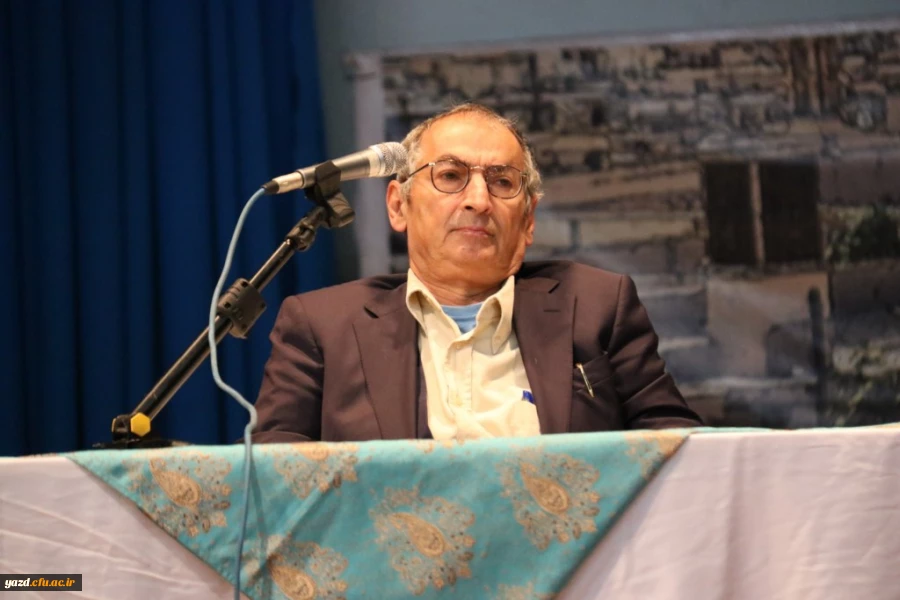 با حضور دکتر صادق زیباکلام  و متین منتظمی برگزار شد:

جلسه مناظره با عنوان "چالش ها و فرصت های جمهوری اسلامی" در دانشگاه فرهنگیان یزد 
 4