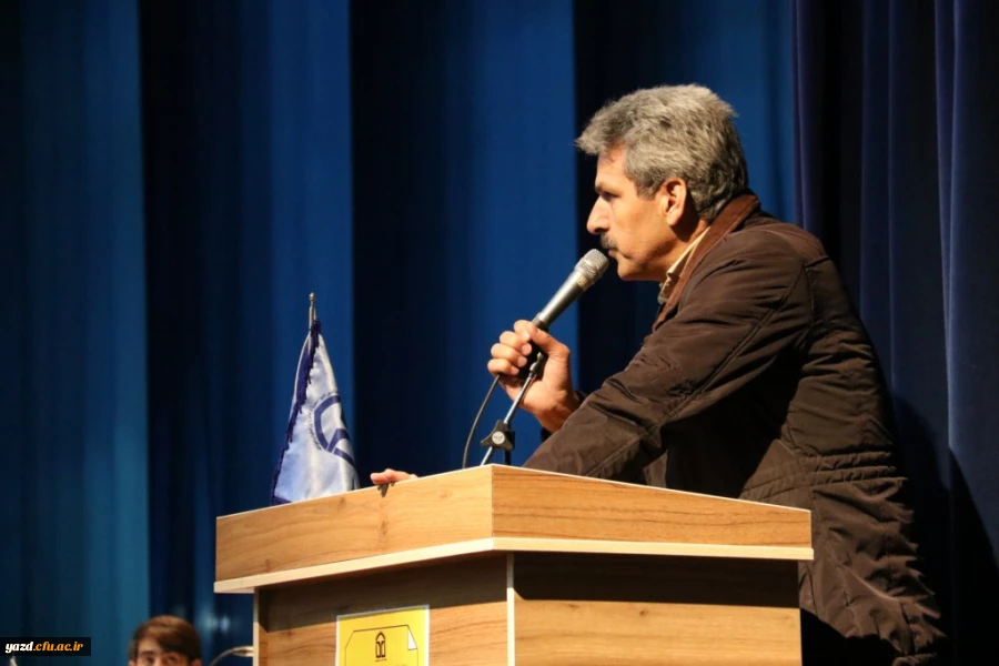 با حضور دکتر صادق زیباکلام  و متین منتظمی برگزار شد:

جلسه مناظره با عنوان "چالش ها و فرصت های جمهوری اسلامی" در دانشگاه فرهنگیان یزد 
 6