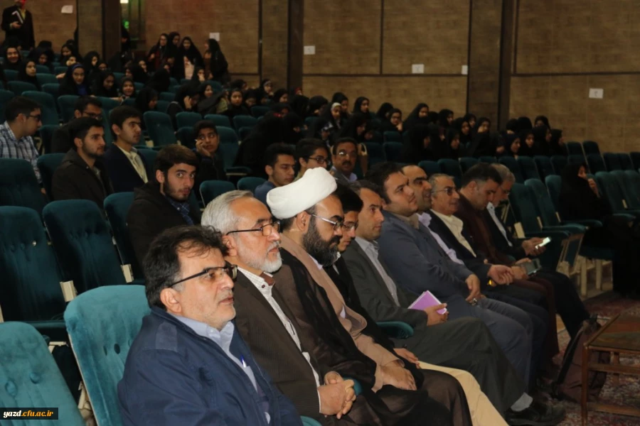 با حضور دکتر صادق زیباکلام  و متین منتظمی برگزار شد:

جلسه مناظره با عنوان "چالش ها و فرصت های جمهوری اسلامی" در دانشگاه فرهنگیان یزد 
 11