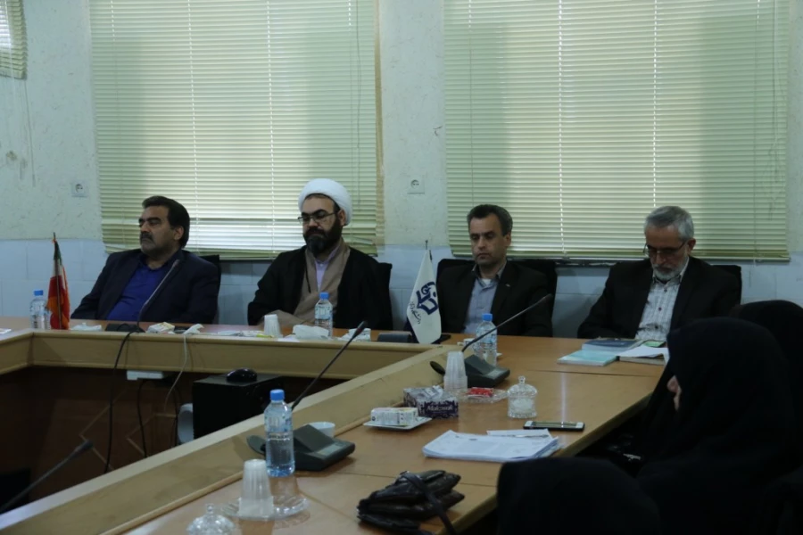 چهلمین جلسه شورای فرهنگی اجتماعی دانشگاه فرهنگیان  یزد
 3