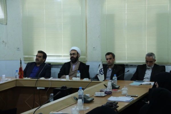 چهلمین جلسه شورای فرهنگی اجتماعی دانشگاه فرهنگیان  یزد
 5