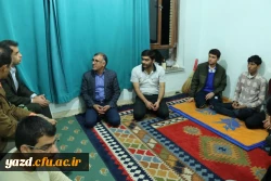 نشست و گفتگوی صمیمانه رئیس دانشگاه فرهنگیان استان یزد با دانشجو معلمان در سراهای دانشجویی پردیس شهیدان پاک نژاد 
 3