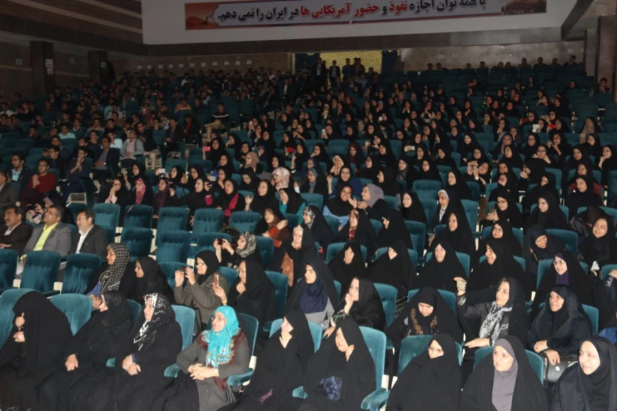 دانشگاه فرهنگیان یزد برگزار کرد:

مراسم نکوداشت یکصدمین سال تاسیس تربیت معلم در ایران و هشتادمین سالگرد تاسیس آن در استان یزد 
 7