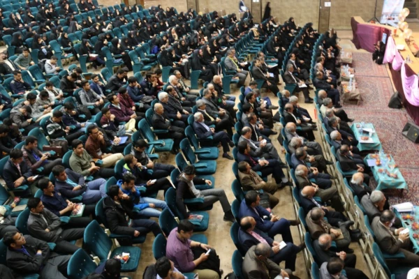 دانشگاه فرهنگیان یزد برگزار کرد:

مراسم نکوداشت یکصدمین سال تاسیس تربیت معلم در ایران و هشتادمین سالگرد تاسیس آن در استان یزد 
 20