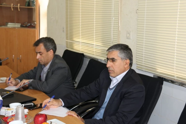 نشست مدیر کل اداره نشر و اطلاع رسانی پژوهش دانشگاه فرهنگیان با اعضای هیئت علمی پردیس های استان یزد
 10