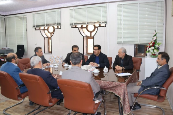 دومین جلسه شورای نظارت و ارزیابی مدیریت استانی یزد در سال تحصیلی جاری، تشکیل شد. 
 2