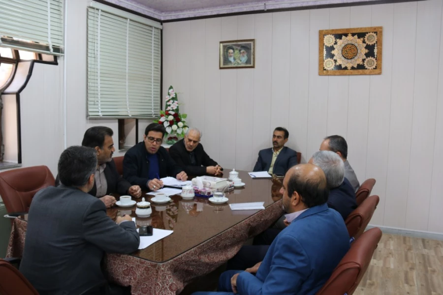 دومین جلسه شورای نظارت و ارزیابی مدیریت استانی یزد در سال تحصیلی جاری، تشکیل شد. 
 3